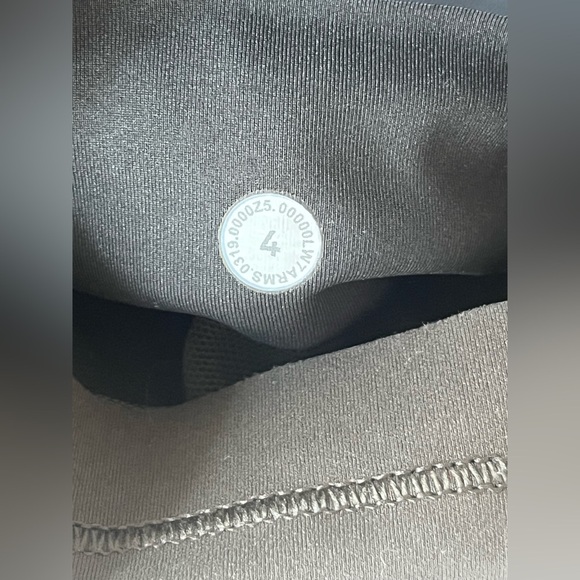 Lululemon In Movement Short *Everlux 2.5" - Dark Olive - Picture 4 of 5